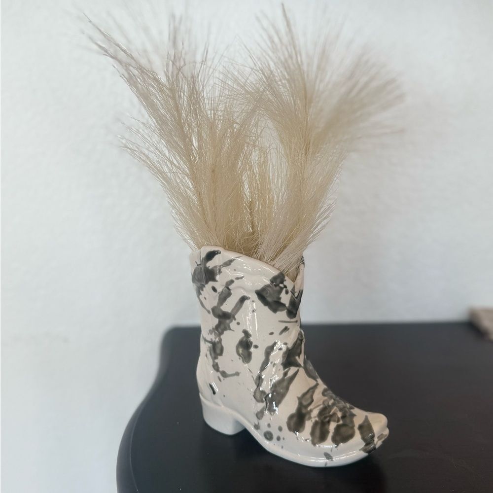 Cowboy boot decor
